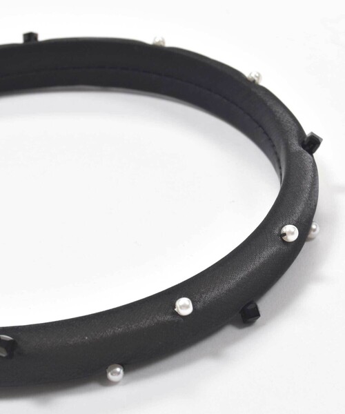 BeBe Petits Pois Vert（ベベプチポワヴェール）の「【店舗限定】パール＆ストーンカチューシャ（カチューシャ・キッズ・ピンク/ブラック・FREE）」の11枚目の写真