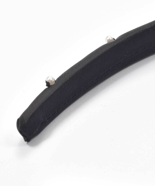 BeBe Petits Pois Vert（ベベプチポワヴェール）の「【店舗限定】パール＆ストーンカチューシャ（カチューシャ・キッズ・ピンク/ブラック・FREE）」の12枚目の写真