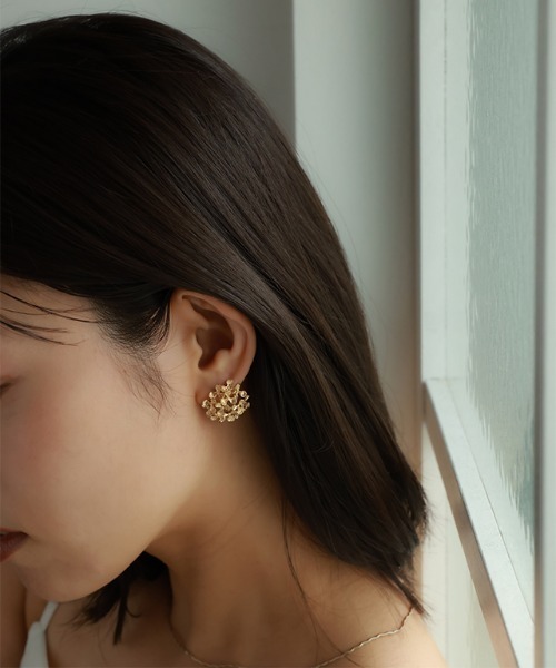 セール】メタルフラワードームピアス（ピアス（両耳用