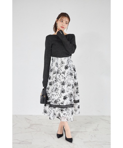 tocco closet（トッコ　クローゼット）の「【ZOZO限定】アシンメトリーネックラメニットトップス（ニット/セーター・レディース・ブラック/ブルー/イエロー/グリーン/ピンク/ネイビー/オフホワイト/アイボリー・M）」の21枚目の写真
