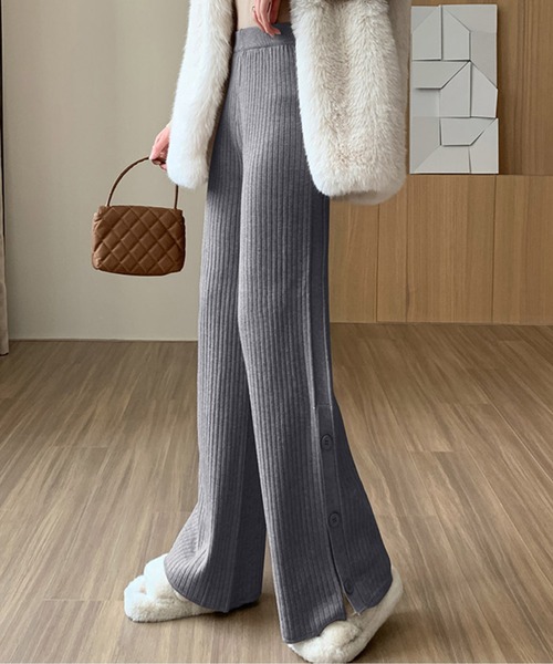 セール】カジュアルなデイリースタイルに活躍 サイドボタンリブニット