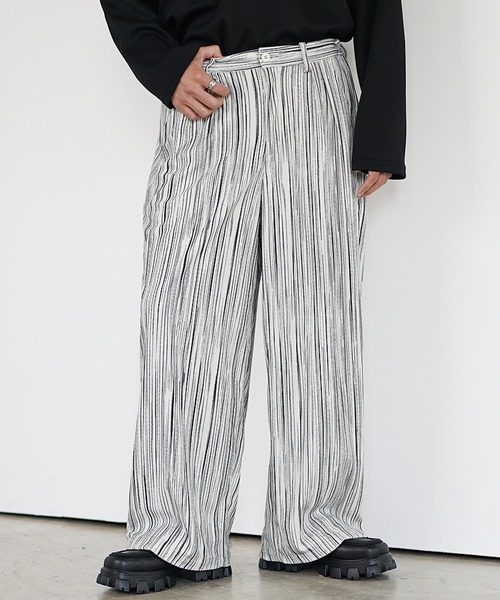 MinoriTY(マイノリティ)の「【MinoriTY】アッシュカラーソフトコーデュロイワイドストレートスウェットパンツ(スウェットパンツ・メンズ・ホワイト/ブラック・S/M/L)」の7枚目の写真