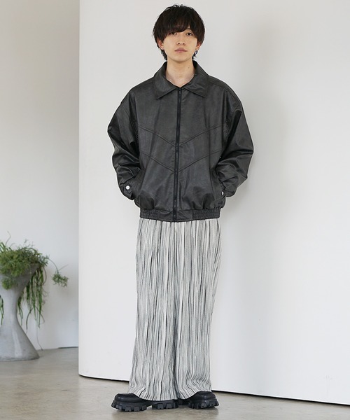 MinoriTY(マイノリティ)の「【MinoriTY】アッシュカラーソフトコーデュロイワイドストレートスウェットパンツ(スウェットパンツ・メンズ・ホワイト/ブラック・S/M/L)」の9枚目の写真