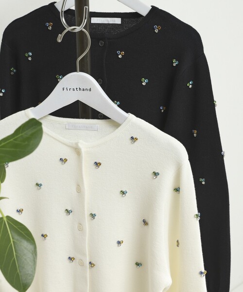 Firsthand（ファーストハンド）の「Firsthand/ファーストハンド ビジューニットカーディガン（カーディガン/ボレロ・レディース・オフホワイト/ブラック・FREE）」の2枚目の写真