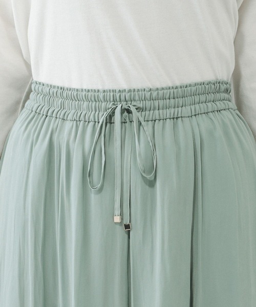 GLOBAL WORK（グローバルワーク）の「エアリーリラックスフレアスカート/147678（スカート・レディース・ミント/ホワイト×ブラック/ドット/スミクロ/ネイビー系3/ライトグレー/オレンジ/ストライプ/ブラウン系その他/ブラック系その他・SHORT/REGULAR）」の11枚目の写真