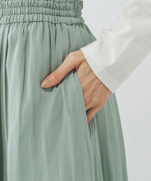 GLOBAL WORK（グローバルワーク）の「エアリーリラックスフレアスカート/147678（スカート・レディース・ミント/ホワイト×ブラック/ドット/スミクロ/ネイビー系3/ライトグレー/オレンジ/ストライプ/ブラウン系その他/ブラック系その他・SHORT/REGULAR）」の13枚目の写真