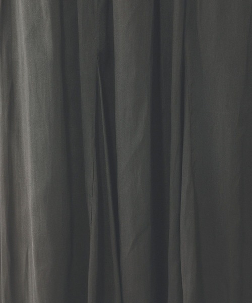 GLOBAL WORK（グローバルワーク）の「エアリーリラックスフレアスカート/147678（スカート・レディース・ミント/ホワイト×ブラック/ドット/スミクロ/ネイビー系3/ライトグレー/オレンジ/ストライプ/ブラウン系その他/ブラック系その他・SHORT/REGULAR）」の16枚目の写真