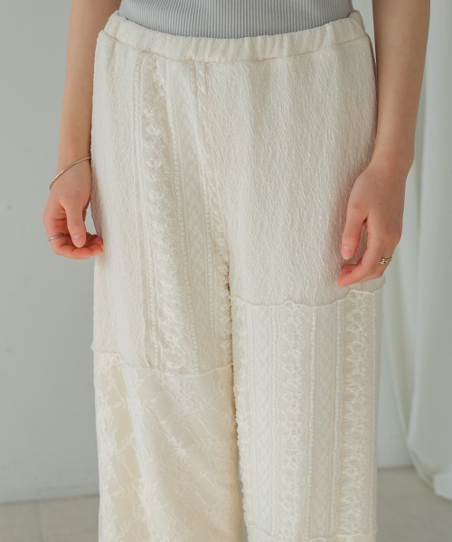 Bou Jeloud（ブージュルード）の「レースパッチワークパンツ（その他パンツ・レディース・アイボリー/ブラック・FREE）」の12枚目の写真
