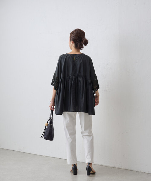 BEARDSLEY(ビアズリー)の「ウエストリブトラックパンツ(その他パンツ・レディース・ブラック/ホワイト・0/1/2)」の4枚目の写真