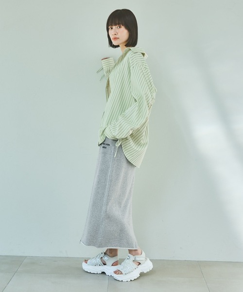 LAKOLE（ラコレ）の「コードスニーカーソールサンダル2 / 288866（スニーカー・レディース・ホワイト/ブラック・LARGE/MEDIUM/SMALL）」の3枚目の写真