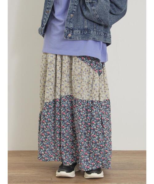 Samansa Mos2（サマンサ モスモス）の「花柄パッチワークティアードスカート（スカート・レディース・ネイビー/ブルー/イエロー・F）」の7枚目の写真