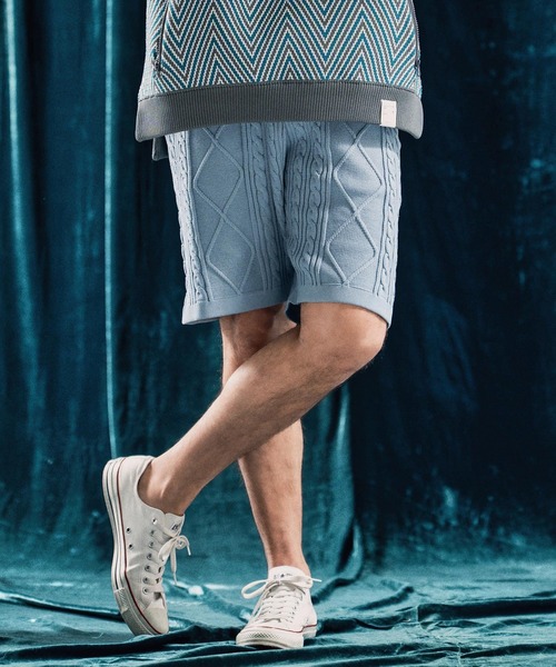 ANGENEHM（アンゲネーム）の「mp13333-Airy yarn cable stitch shorts ニットショートパンツ（その他パンツ・メンズ・ブラック/グレイッシュベージュ/キナリ/サックスブルー系・S/M/L）」の6枚目の写真