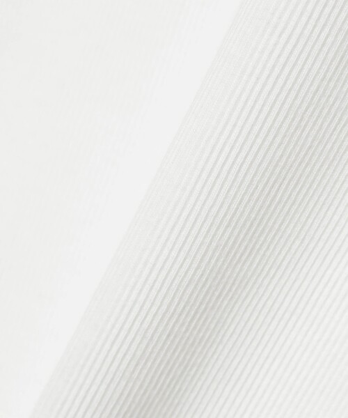 SLOANE（スローン）の「【別注】スタイリスト佐藤佳菜子 × SLOANE / クルーネック リブTシャツ（Tシャツ/カットソー・レディース・ブラック/ホワイト/ベージュ・1/2）」の19枚目の写真