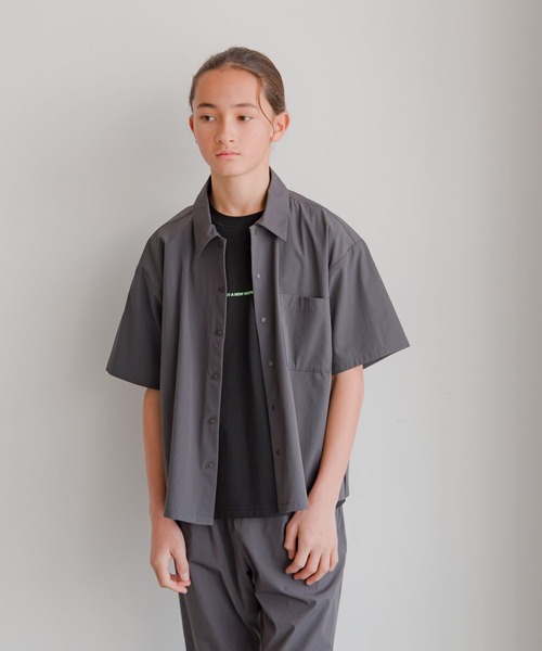 GLOBAL WORK（グローバルワーク）の「エアかるシャツ/147348（シャツ/ブラウス・キッズ・ブラック/チャコール/ネイビー/ベージュ・170cm/150cm/160cm/130cm/140cm）」の8枚目の写真