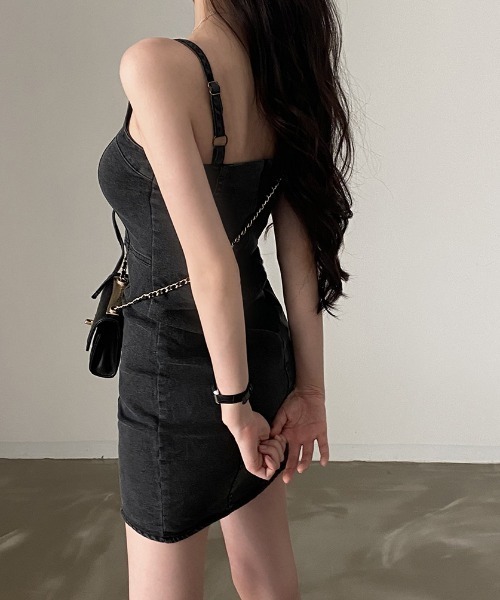 Mejoul（メジュール）の「ストレッチデニムレースアップリボンキャミミニワンピース（ワンピース・レディース・ブルー/ブラック・F）」の3枚目の写真