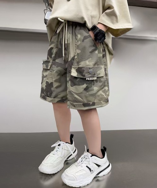 子供用　nima 迷彩柄ジャケットとベージュパンツセット　靴付き　120センチ 子供用 nima 迷彩柄ジャケットとベージュパンツセット 靴付き