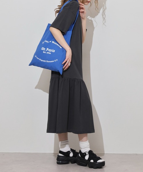 atONE(アットワン)の「裾ティアードワンピース(ワンピース・レディース・ブラック/モカ/チャコール・LL~3L/4L~5L/M-L)」の8枚目の写真