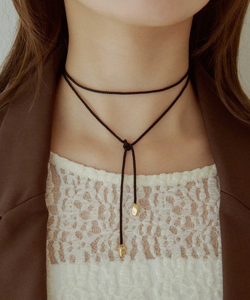 GOLDY（ゴールディ）の「ニュアンス メタル コード チョーカー（チョーカー・レディース・ブラック×シルバー/ブラック×ゴールド/ホワイト×シルバー/ホワイト×ゴールド・FREE）」の4枚目の写真