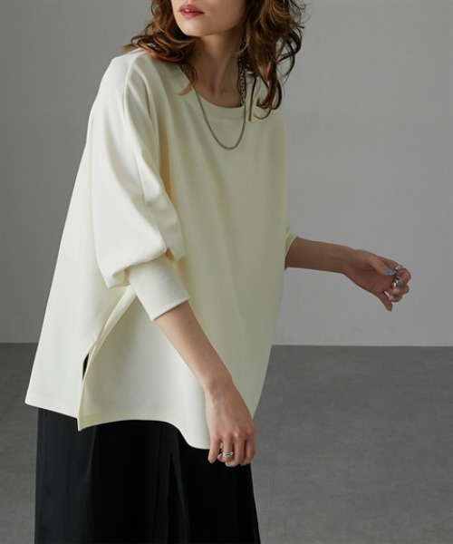Soiunique（スワユニーク）の「カットジョーゼットゆったりサイズドルマンリブ使いトップス　［Soiunique］（Tシャツ/カットソー・レディース・ブラック/オフホワイト/ブルー・M/L/LL）」の5枚目の写真