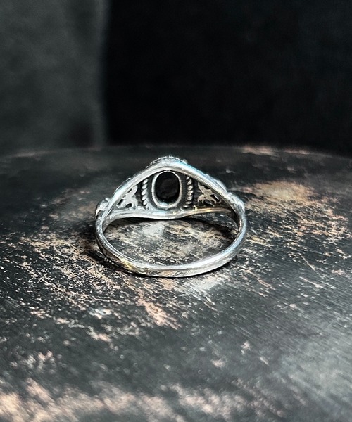 CALIFORNIA OUTFITTERS(カリフォルニア アウトフィッターズ)の「4E19 ターコイズ ブラックストーン ストーンモチーフ シルバーリング(リング・メンズ・シルバー系1/シルバー系2・18号/16号/20号)」の5枚目の写真