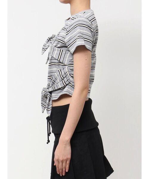 EMODA（エモダ）の「ダブルリボンコンパクトTシャツ（Tシャツ/カットソー・レディース・ブラック/ブラウン/ホワイト・FREE）」の6枚目の写真