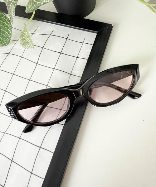 WEGO（ウィゴー）の「WEGO/カラーレンズキャットアイ（サングラス・レディース・ブラック/ブラウン/その他1・FREE）」の3枚目の写真