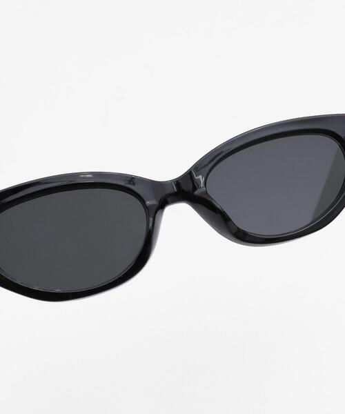 WEGO（ウィゴー）の「WEGO/カラーレンズキャットアイ（サングラス・レディース・ブラック/ブラウン/その他1・FREE）」の4枚目の写真