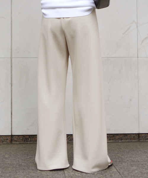 AP STUDIO(エーピーストゥディオ)の「追加エラスティックパンツ(スラックス・レディース・ブラック/アイボリー・34/36/38)」の3枚目の写真