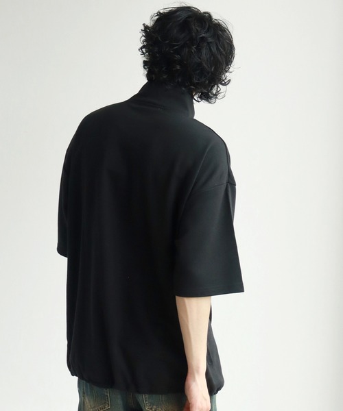 Mark Gonzales(マーク・ゴンザレス)の「【Mark Gonzales/マーク ゴンザレス】ハーフZIP 裾ドロスト半袖Tシャツ(Tシャツ/カットソー・メンズ・チャコールグレー/ブラック/ホワイト/グレー・L/XL/M)」の12枚目の写真