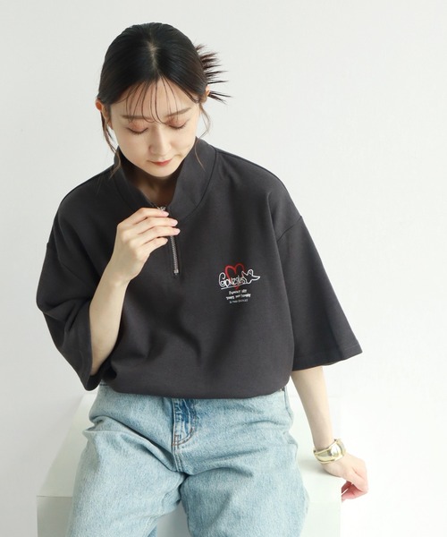 Mark Gonzales(マーク・ゴンザレス)の「【Mark Gonzales/マーク ゴンザレス】ハーフZIP 裾ドロスト半袖Tシャツ(Tシャツ/カットソー・メンズ・チャコールグレー/ブラック/ホワイト/グレー・L/XL/M)」の15枚目の写真