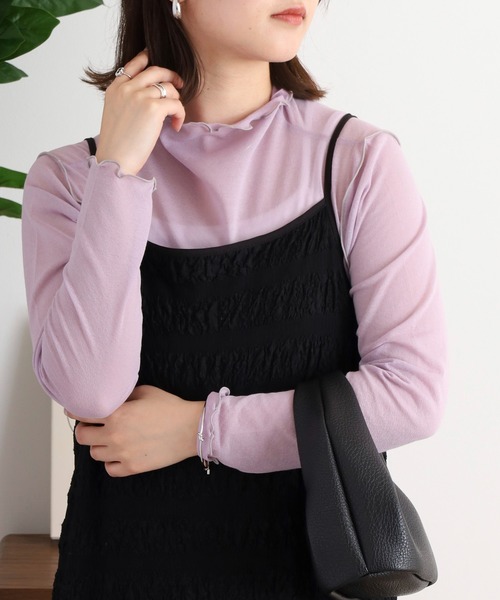 EGLANTINE(エグランティーヌ)の「EGLANTINE シアーインナーメロウカットソー長袖(Tシャツ/カットソー・レディース・ブラック/グレー/オフホワイト/ラベンダー・40)」の4枚目の写真