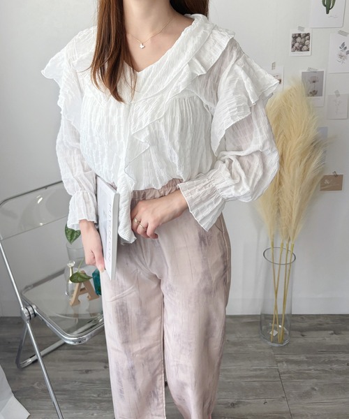 Amulet（アミュレット）の「一枚で可愛く！ふんわり揺れて着心地も良い♪フリルシフォンブラウス（シャツ/ブラウス・レディース・ホワイト/ピンク・L/M）」の5枚目の写真