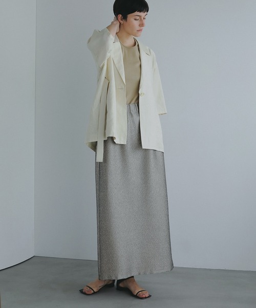 MANOF(マノフ)の「METALLIC NARROW SKIRT(スカート・レディース・ベージュ/ブラック・S/M)」の7枚目の写真
