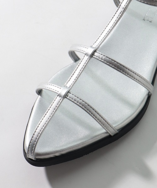 NOGLE(ノグル)の「【NOGLE/ノグル】Tストラップミュールサンダル(サンダル・レディース・ブラック/ホワイト/シルバー・22.5cm/24.5cm/23.5cm)」の7枚目の写真