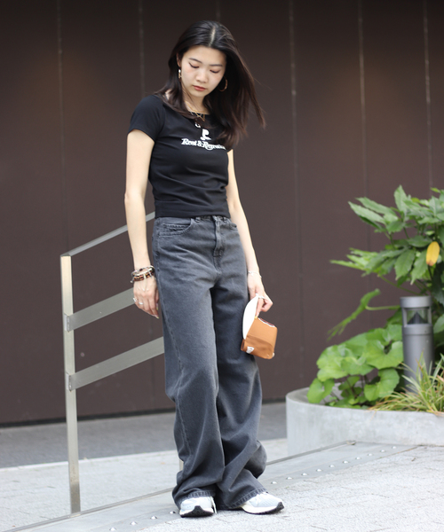 Rest&Recreation（レストアンドレクリエーション）の「【Rest&Recreation/レストアンドレクリエーション】 LIP NECK Tシャツ（Tシャツ/カットソー・レディース・ブラック/ホワイト・FREE）」の5枚目の写真