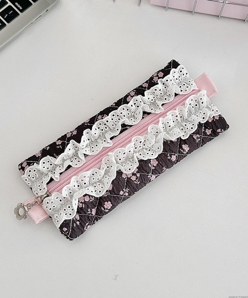 TONE SELECT GOODS(トーンセレクトグッズ)の「Liaa/花柄 アニマル柄 レースペンケース A18651(ペン類・レディース・その他4/その他7/その他9/その他6/その他1/その他2/その他3/その他5/その他8/その他10・FREE)」の2枚目の写真