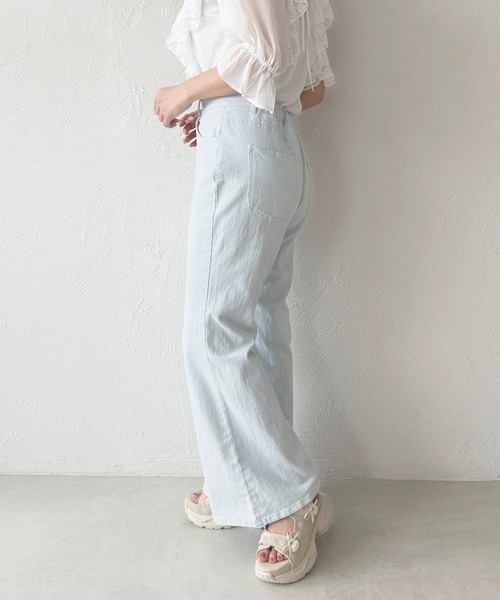 apres jour（アプレジュール）の「ストレッチフレアデニムパンツ（デニムパンツ・レディース・ブルー/ライトブルー・MEDIUM/SMALL）」の5枚目の写真