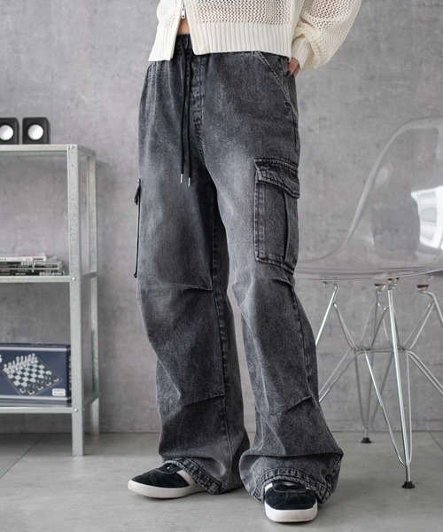 WEGO（ウィゴー）の「WEGO/デニムイージーパラシュートカーゴパンツ（デニムパンツ・レディース・ブラック系3/コバルトブルー/インディゴブルー・SMALL/MEDIUM/X-SMALL）」の2枚目の写真