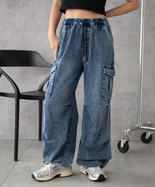 WEGO（ウィゴー）の「WEGO/デニムイージーパラシュートカーゴパンツ（デニムパンツ・レディース・ブラック系3/コバルトブルー/インディゴブルー・SMALL/MEDIUM/X-SMALL）」の3枚目の写真