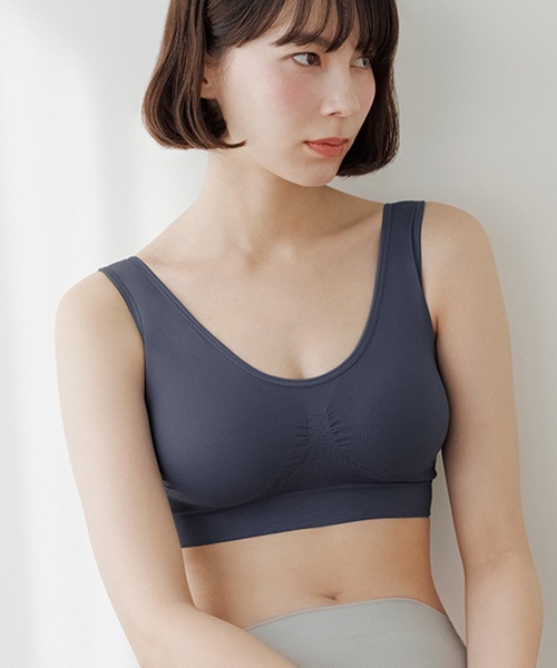 BAMBI WATER（バンビウォーター）の「【昼夜兼用】ノンワイヤーなのにホールド力抜群 外出時もおうちでも 1日中使える ナイトブラ セットアップ可能 ブラジャー（ナイトブラ・レディース・ベージュ/モカ/ネイビー/グレイッシュベージュ/ベージュ系その他/テラコッタ/ライトグレー/アイボリー/ブラック/グレイッシュブルー/スモークピンク/ピンクベージュ・S/XXL/XL/L/M）」の15枚目の写真