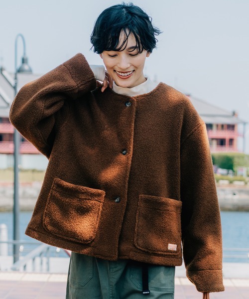 KRIFF MAYER Lady's Collection（クリフメイヤーレディースコレクション）の「【軽い･暖かい】パイルフリースノーカラージャケット（その他アウター・レディース・ネイビー/ブラウン/グレイッシュベージュ/ブルー・MEDIUM/LARGE）」の2枚目の写真