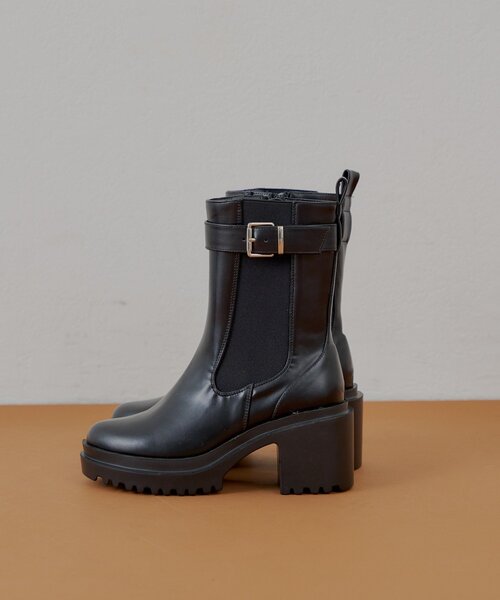 Chico（チコ）の「厚底サイドゴアベルトショートブーツ（ブーツ・レディース・ブラウン/ブラック・LARGE/MEDIUM/SMALL）」の15枚目の写真