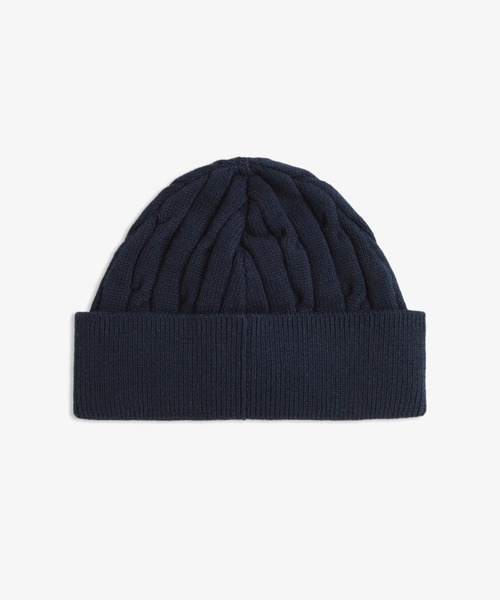 FRED PERRY（フレッドペリー）の「Tennis Badge Cable Beanie／テニスバッジケーブルビーニー（ニットキャップ/ビーニー・メンズ・ネイビー・ONE SIZE）」の5枚目の写真