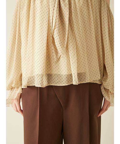 LILY BROWN（リリーブラウン）の「【WEB限定カラー】ドレープボウタイシフォンブラウス（シャツ/ブラウス・レディース・ミント/ネイビー/ドット/ピンク/アイボリー・F）」の11枚目の写真