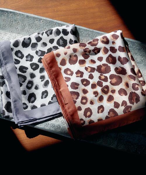 UNTITLED（アンタイトル）の「レオパードプリントスカーフ（バンダナ/スカーフ・レディース・グレー系/キャメル・99）」の6枚目の写真