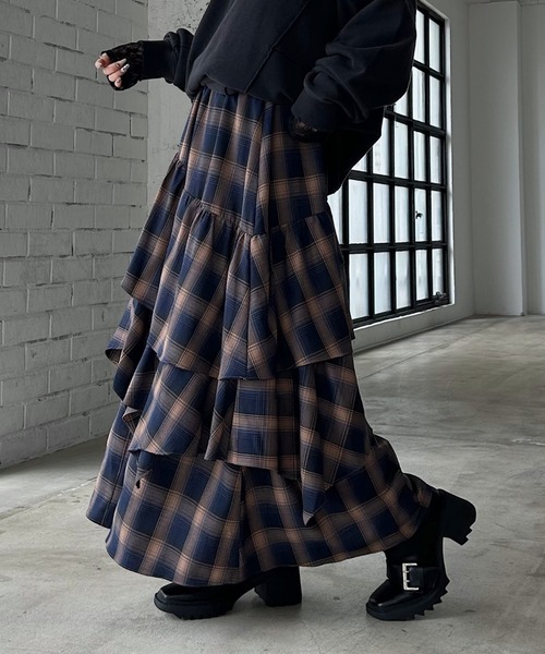 PAGEBOY（ページボーイ）の「ドロティフレアスカート/フリルスカート　【ウエストゴム・ストレスフリー】（スカート・レディース・ブラウン系その他/ブラック/ホワイト系その他/グレー/ブラウン系その他2/ブラック系その他/グリーン・FREE）」の6枚目の写真