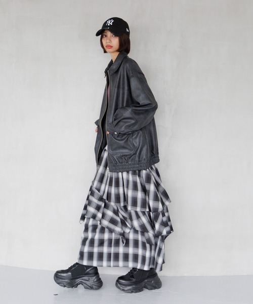 PAGEBOY（ページボーイ）の「ドロティフレアスカート/フリルスカート　【ウエストゴム・ストレスフリー】（スカート・レディース・ブラウン系その他/ブラック/ホワイト系その他/グレー/ブラウン系その他2/ブラック系その他/グリーン・FREE）」の17枚目の写真