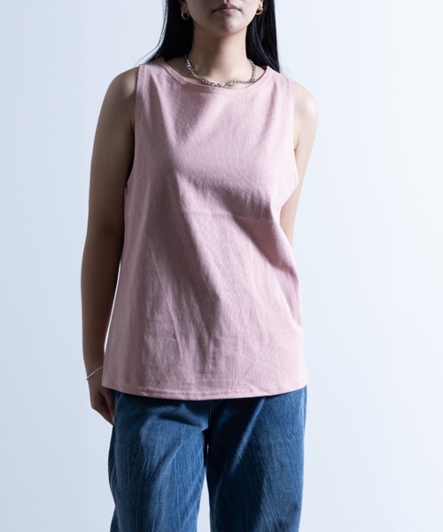 INNOCENT（イノセント）の「『FRUIT OF THE LOOM Women's 260g ヘビーウェイト カラータンクトップ』（タンクトップ・レディース・グレー/サックスブルー/ブラック/インディゴブルー/サーモンピンク/ホワイト・M/S）」の6枚目の写真