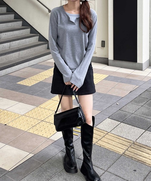 nelliy.（ネルリー）の「バイカラーレイヤード風プルオーバーTシャツ（Tシャツ/カットソー・レディース・グレー/チャコール・LARGE/MEDIUM）」の20枚目の写真