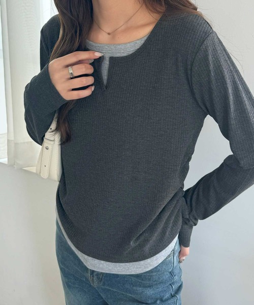 nelliy.（ネルリー）の「バイカラーレイヤード風プルオーバーTシャツ（Tシャツ/カットソー・レディース・グレー/チャコール・LARGE/MEDIUM）」の6枚目の写真